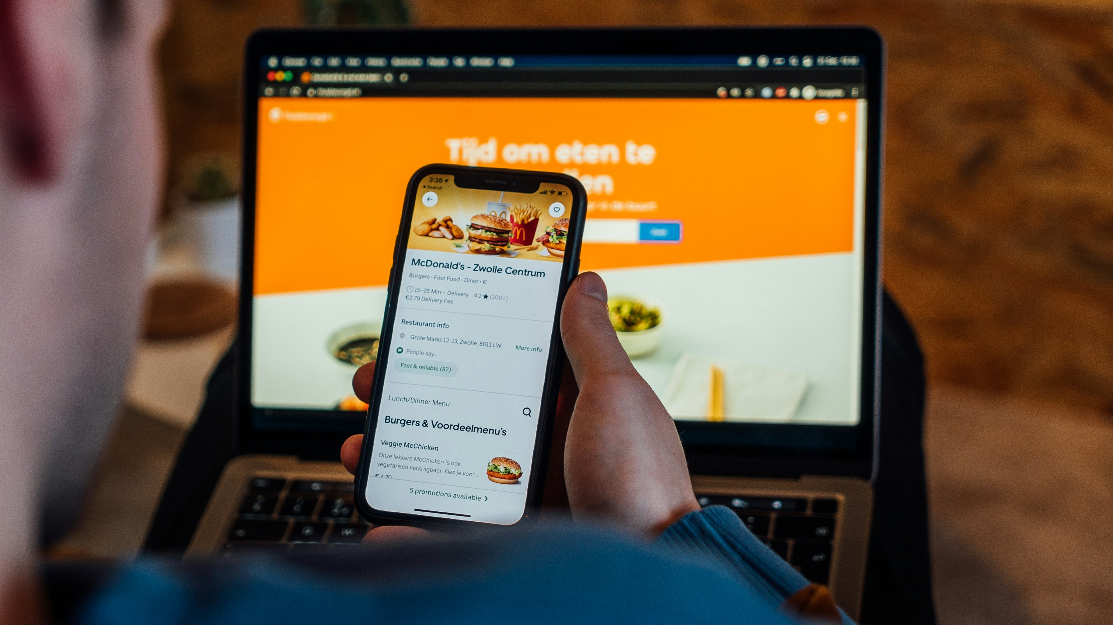 Keep Your Menus Fresh: A Friendly Guide to Online Menu Updates
